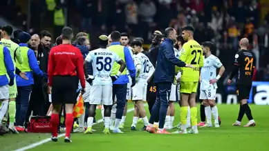 Adana Demirspor Maçı Terk Etti!